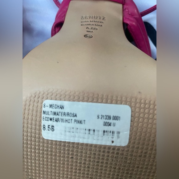 Schutz Fucshia Pink Genuine Leather Strappy Heel. Comes with box, Brand New. - Picture 7 of 11